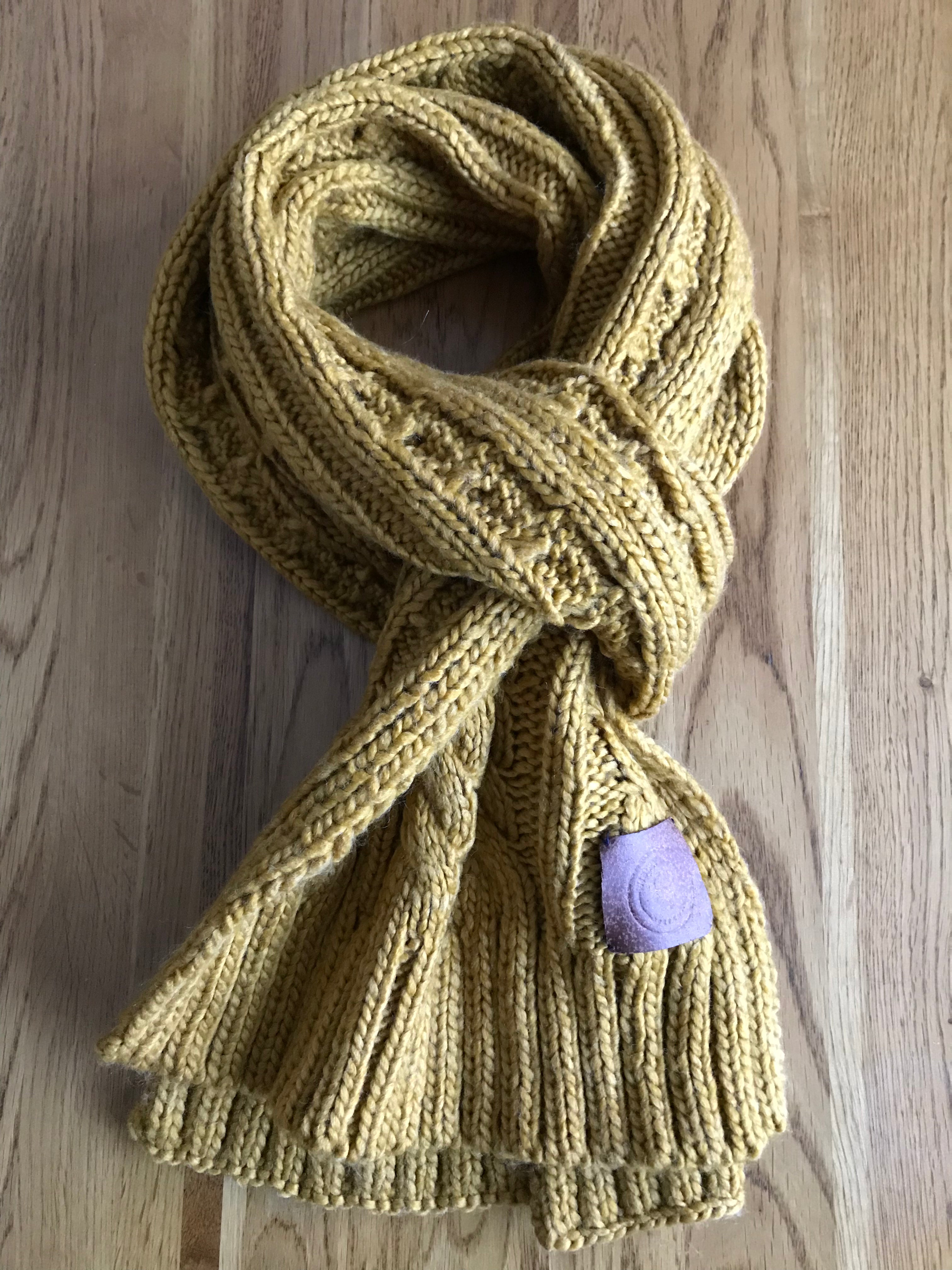 Wibbly Wobbly Cable Knit Scarf